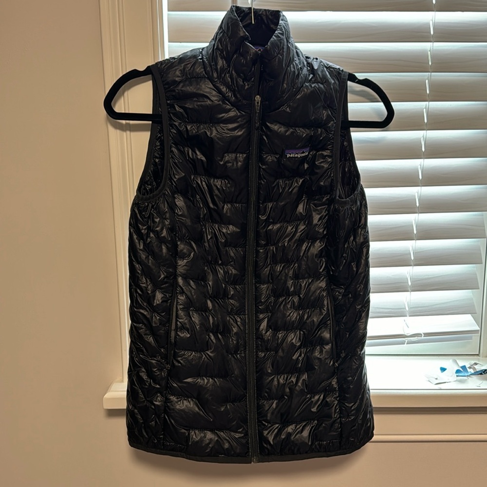Patagonia shiny black vest XS
